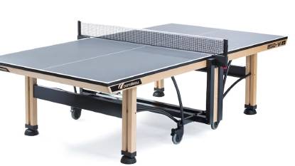 Indoor-Falt-Tischtennistisch von Cornilleau, ITTF-zugelassen, graue Farbe.
